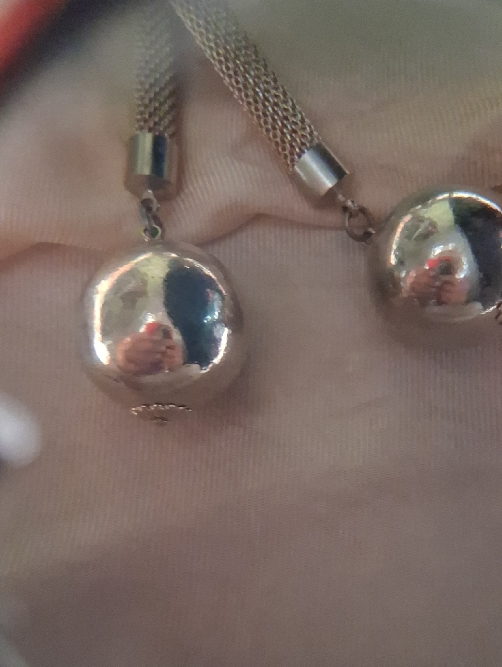 Glass Loop - Picture 3 of 4